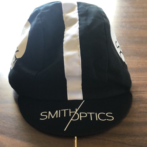 SMITH CYCLE CAP. SMALL. BLACK/WHITE - Picture 2 of 7